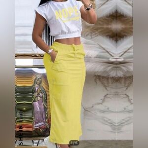 Conjunto casual de verano de top con mangas cortas y falda larga con estampado